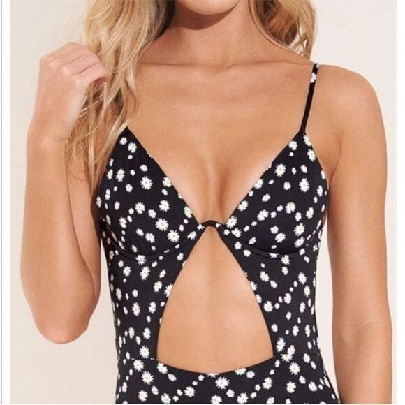 Free People Maaji One Piece Reversible Lauren Cut-Out Black White Swimsuit Small - Picture 3 of 12